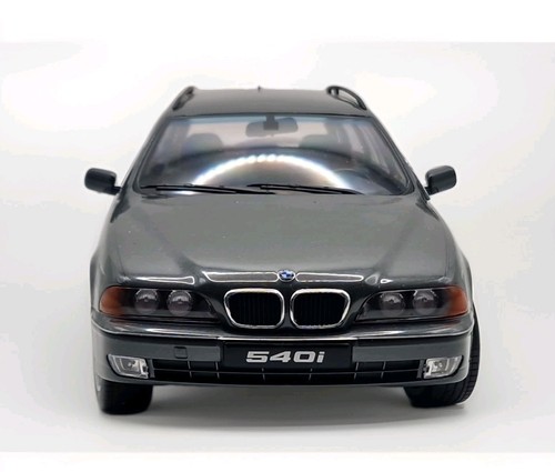 Scale bmw 540i - 1:18,